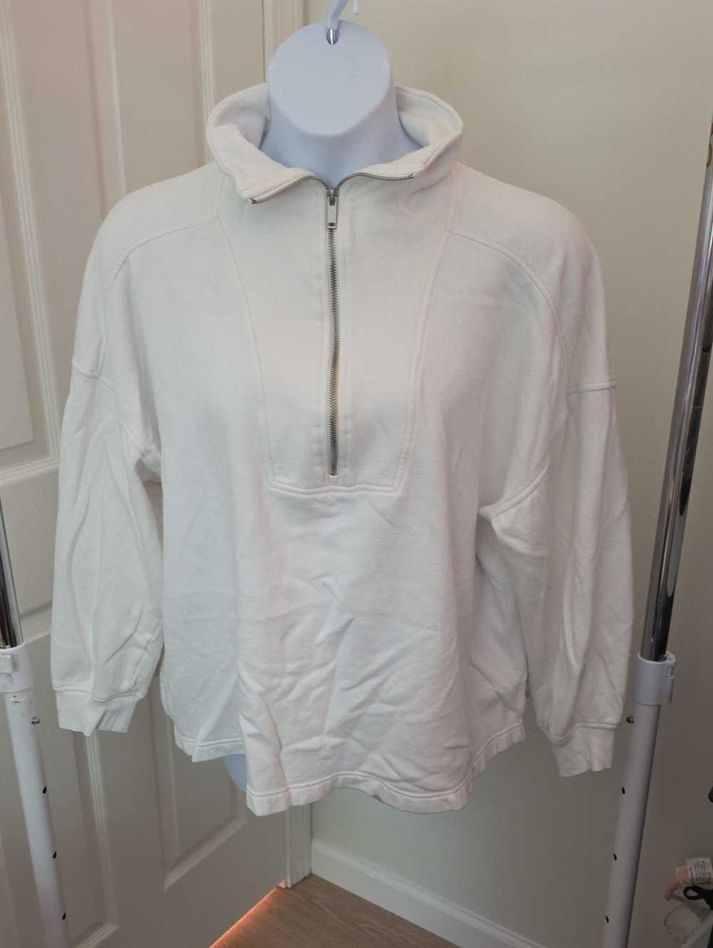 3x Old Navy White Half-Zip Pullover Sweatshirt